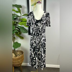 Croft And Barrow Stretch Dress Midi Size S Short Sleeve Geometrical Floral